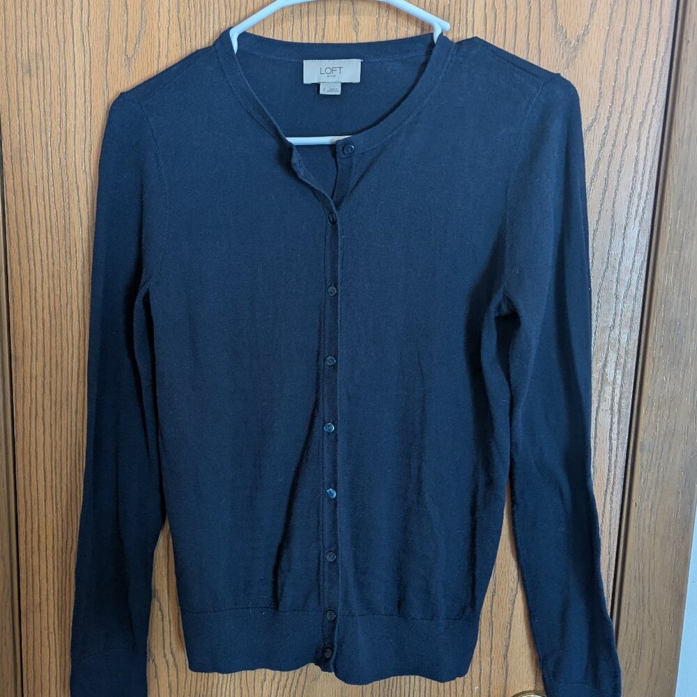 Loft Classic Knit Light Weight Button Cardigan Navy-Small
